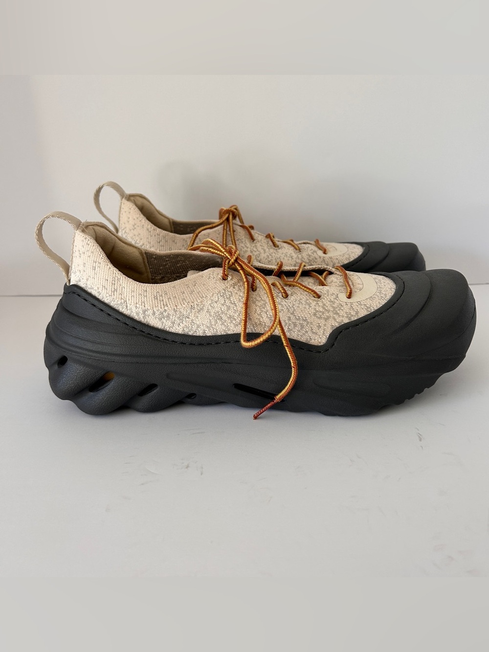 Crocs Echo Surge Sneaker Tech Shoe Almond Tint 210079 Unisex Size Wom 11 / Men9